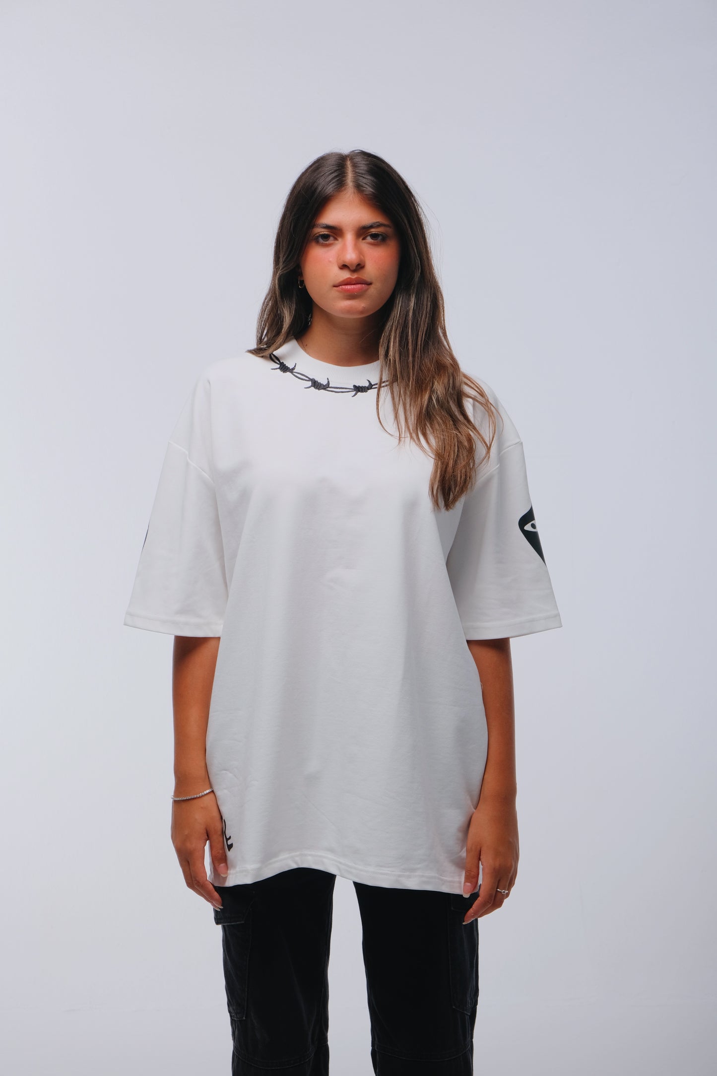THE WHITE MAYHEM TEE
